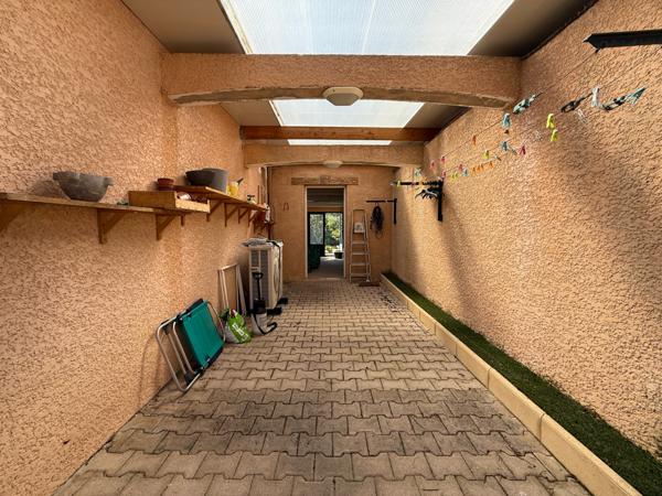 Lodève (34700) À vendre – Magnifique villa de plain-pied 3ch sur les hauteurs de Lodève