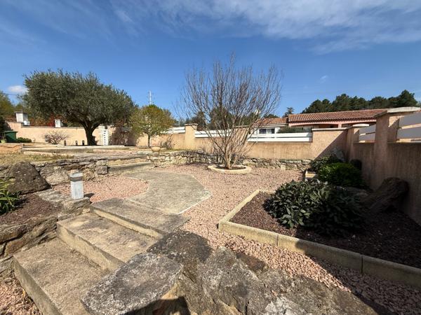 Lodève (34700) À vendre – Magnifique villa de plain-pied 3ch sur les hauteurs de Lodève