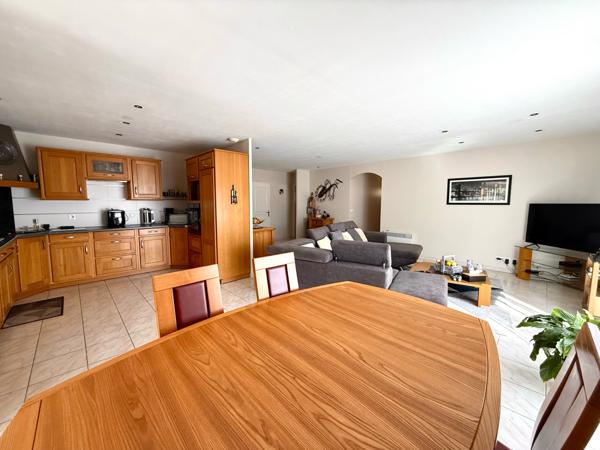 Lodève (34700) À vendre – Magnifique villa de plain-pied 3ch sur les hauteurs de Lodève