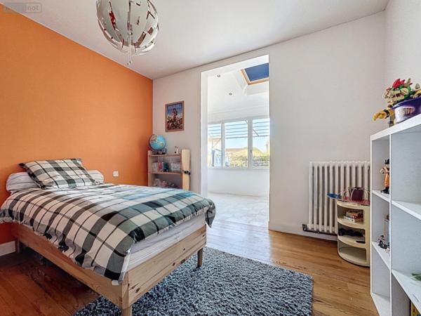 Maison de ville à vendre à Libourne en Gironde (33500), ref : 11633/507