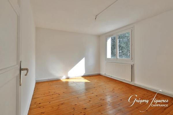 T3 de 55 m² avec balcon – 2 chambres – Saint-Étienne Proche cours Fauriel et Parc de l’Europe