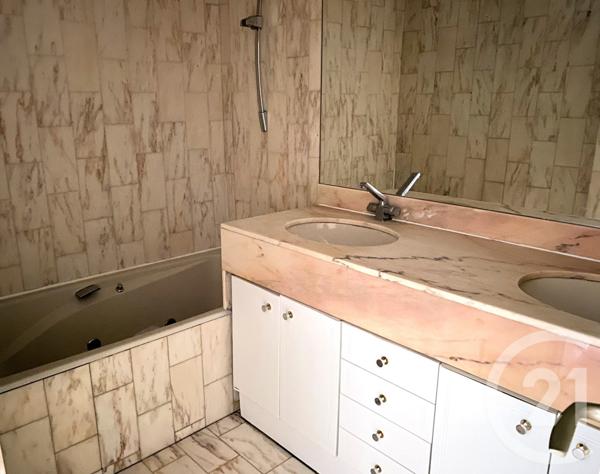 Appartement F4 à vendre  4 pièces - 113,97 m2 VANVES - 92