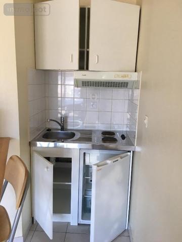Appartement à louer à Rennes en Ille-et-Vilaine (35000), ref : 311   
Rue de Nantes