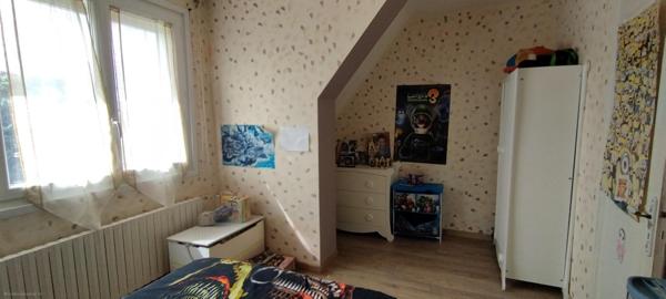 Maison rénovée avec terrain à Cézy