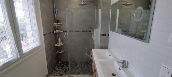 Maison rénovée avec terrain à Cézy