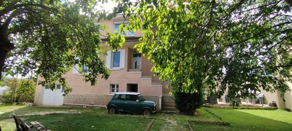 Maison rénovée avec terrain à Cézy