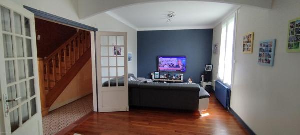 Maison rénovée avec terrain à Cézy