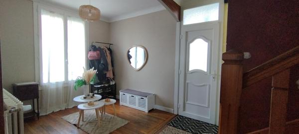 Maison rénovée avec terrain à Cézy