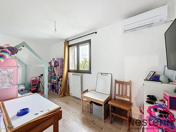 Maison T5 152 m2 avec piscine 4 chambres + bureau Marignane