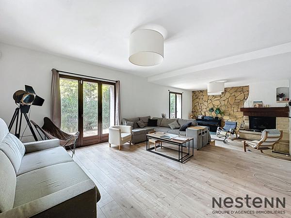 Maison T5 152 m2 avec piscine 4 chambres + bureau Marignane