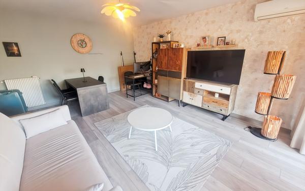 Appartement à vendre    2 pièces • 52 m2 Saint-Laurent-du-Var