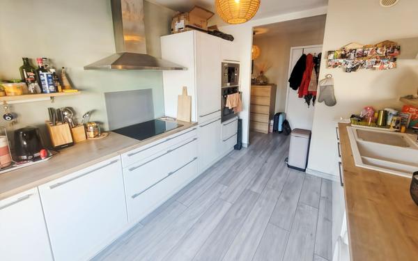 Appartement à vendre    2 pièces • 52 m2 Saint-Laurent-du-Var