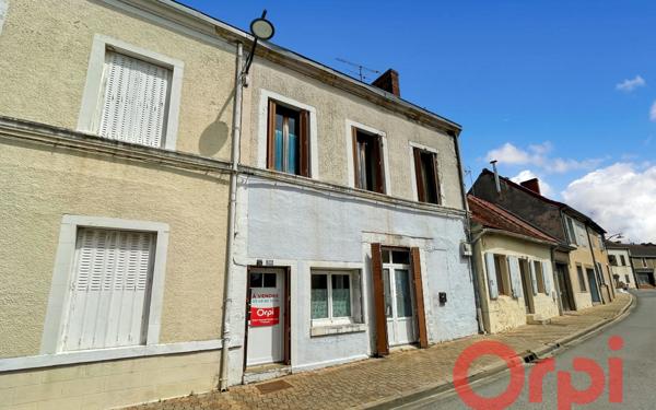 Maison à vendre    2 pièces • 75 m2 Lurcy-Lévis