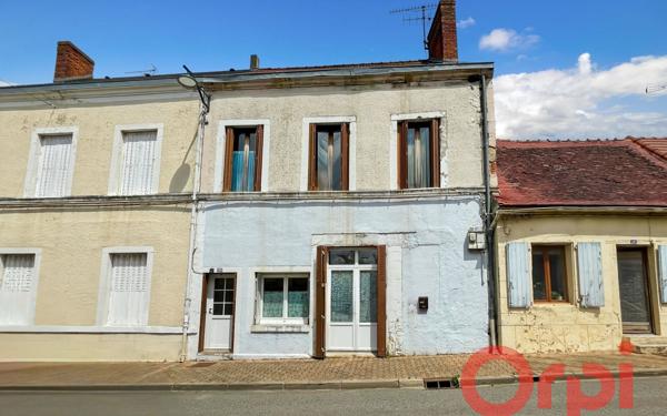 Maison à vendre    2 pièces • 75 m2 Lurcy-Lévis