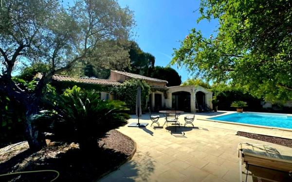 Maison à vendre    4 pièces • 160 m2 Marsillargues