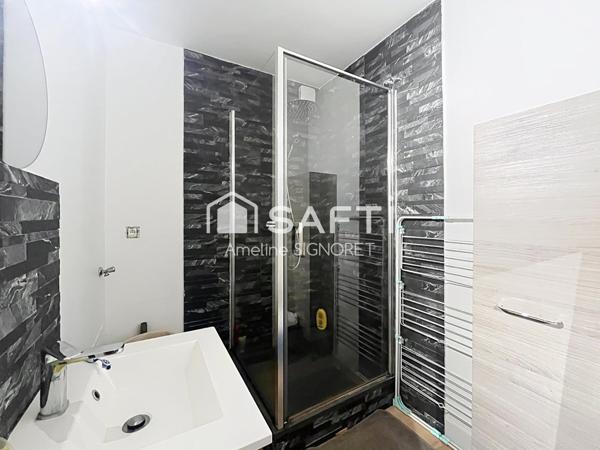 Appartement avec une chambre et une mezzannine