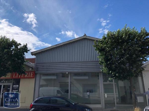 Local commercial à vendre 273.43m²