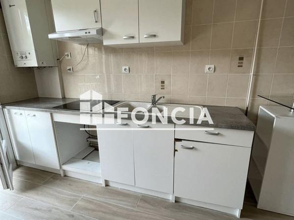 Location Studio 37.46 m² - 24 BIS AVENUE LUCIEN REMY Pontault Combault 77340