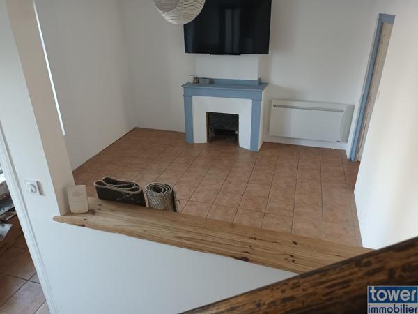 Maison
                                                                                                                                                                                                                                                                                                                        4 pièce(s)                                                                                                                                                                                                          3 chambre(s)                                                                                                                                                                                                          118  m²