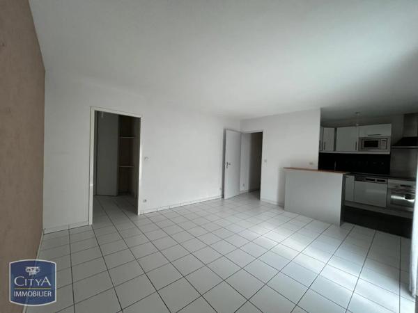 Appartement à louer 2 pièces 46.02m² Blagnac (31700)