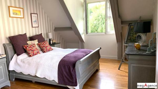 Maison à MAULE, 78580 - 8 pièces 185m²