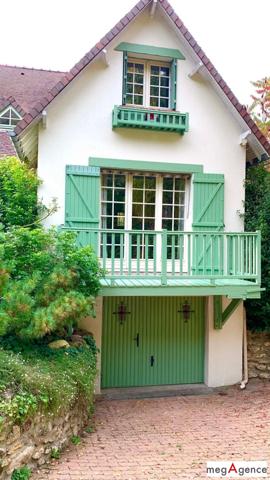 Maison à MAULE, 78580 - 8 pièces 185m²