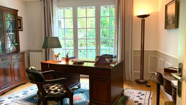 Maison à MAULE, 78580 - 8 pièces 185m²