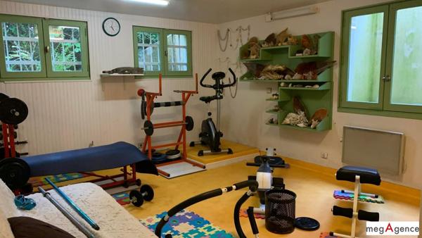 Maison à MAULE, 78580 - 8 pièces 185m²