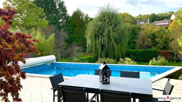 Maison à MAULE, 78580 - 8 pièces 185m²