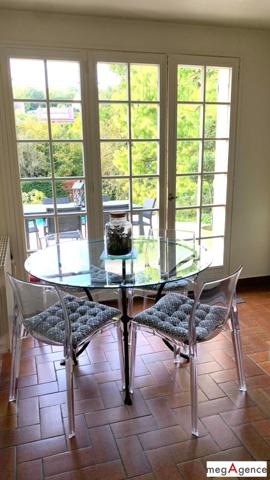 Maison à MAULE, 78580 - 8 pièces 185m²