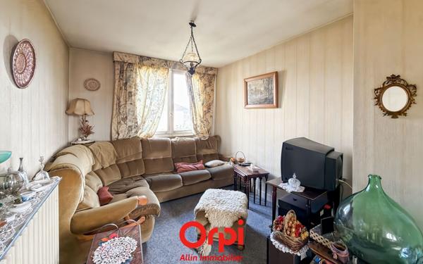 Maison à vendre    5 pièces •  Vallon-en-Sully