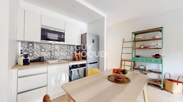 Mairie des Lilas: Véritable havre de paix avec terrasse et standing