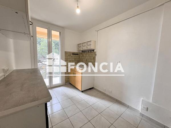 Location Appartement 3 pièces 52.92 m² - 517 AVENUE DE L'ELISA Toulon 83100