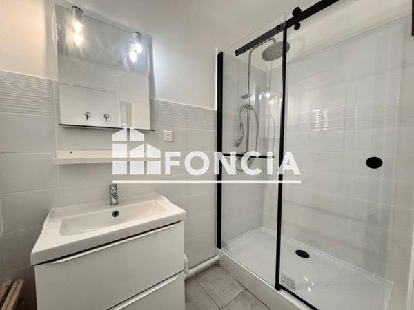 Location Appartement 3 pièces 52.92 m² - 517 AVENUE DE L'ELISA Toulon 83100