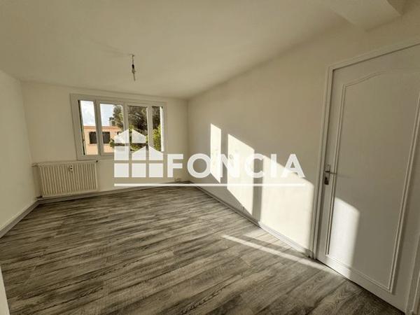 Location Appartement 3 pièces 52.92 m² - 517 AVENUE DE L'ELISA Toulon 83100