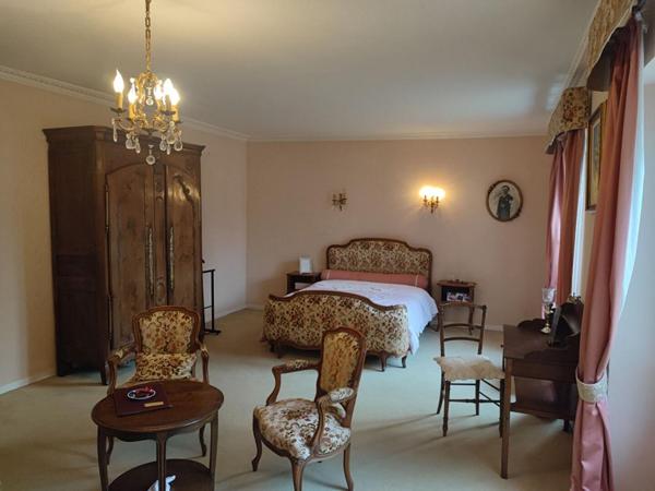 Maison  7 pièce(s) 160 m2