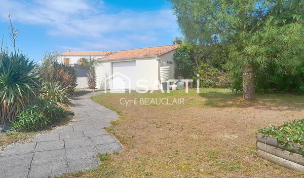 Maison 5 pièces 119m², piscine, panneaux solaires