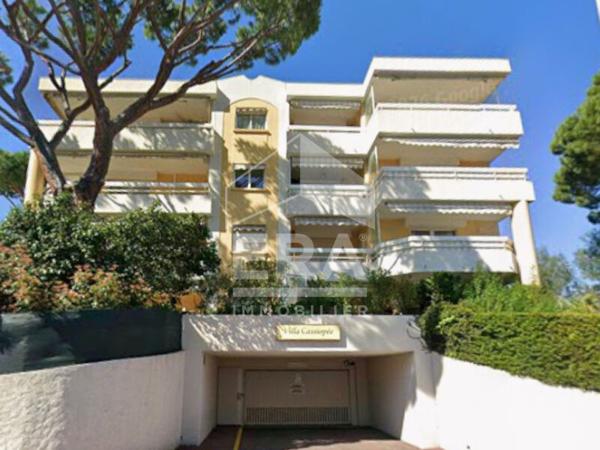 Appartement Le Cannet 1 pièce(s) 25.83 m2 LOCATION VIDE