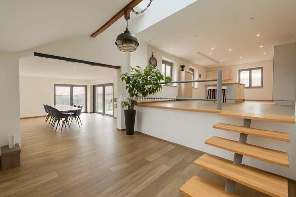 Vente Maison 5 pièces 140 m2 à Mittelwihr