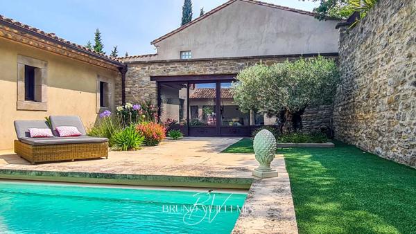 DEMEURE DE CHARME - ANCIENNE CAVE VITICOLE, RENOVATION COMPLETE