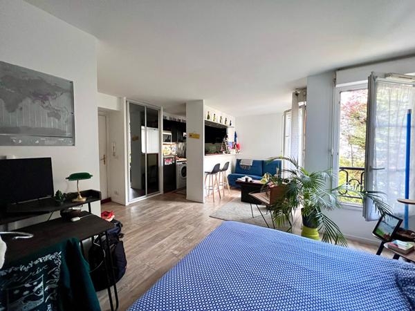 Appartement Suresnes 2 pièce(s) 32 m2