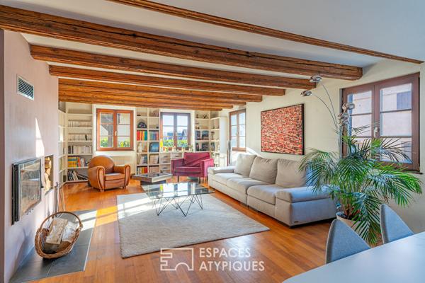 Ancien relais de poste rénové avec piscine et jardin paysager