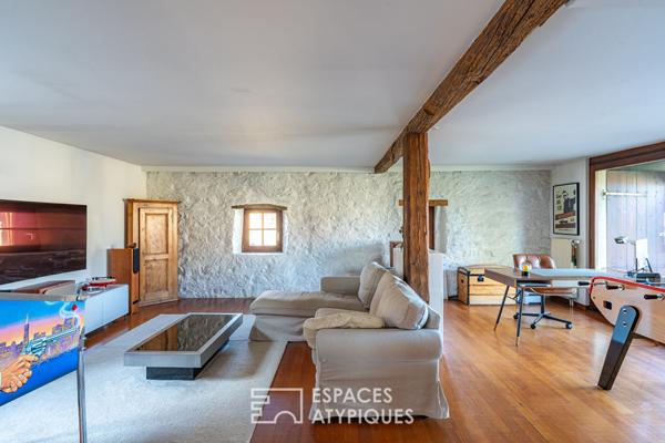 Ancien relais de poste rénové avec piscine et jardin paysager