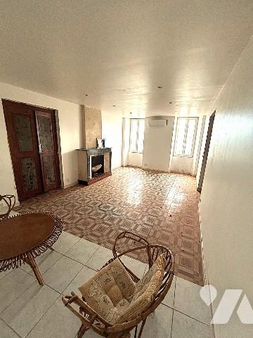 Vidauban, Maison à rénover avec cave, garage et atelier, sur 610m² de terrain