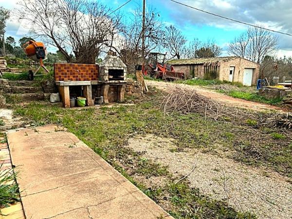Vidauban, Maison à rénover avec cave, garage et atelier, sur 610m² de terrain