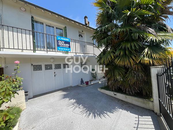 MAISON DE 5 PIECES AVEC SOUS-SOL  (98 m²) À SOISY-SUR-SEINE