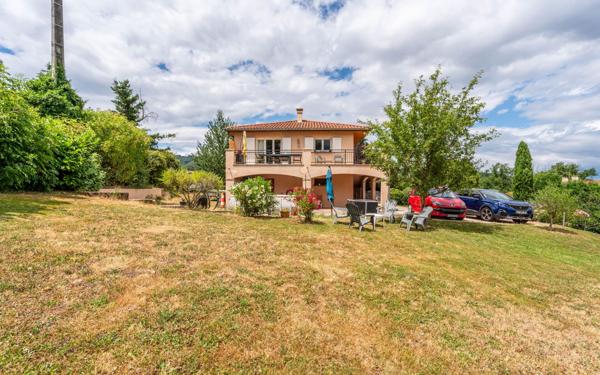 Maison à vendre    6 pièces •  Grézieu-la-Varenne