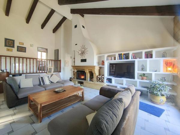 Villa plain pied avec piscine