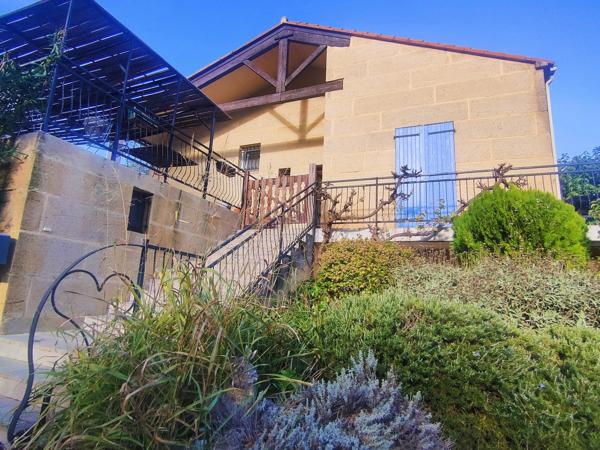 Villa plain pied avec piscine