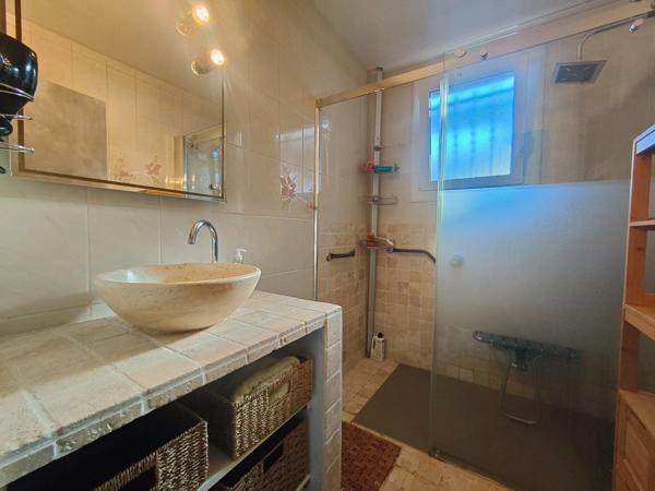 Villa plain pied avec piscine